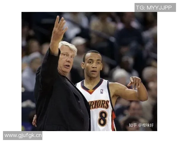 东部联盟激战正酣多支球队冲击季后赛席位实力对比分析